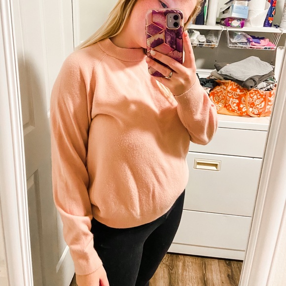 Sweater - Picture 3 of 6